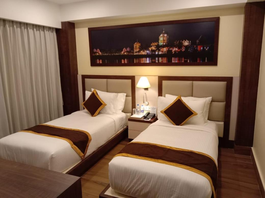 Hotel Rimi International アガルタラ エクステリア 写真