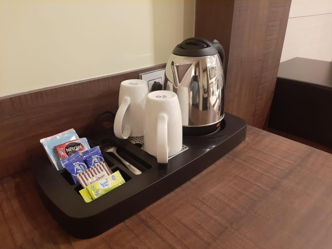 Hotel Rimi International アガルタラ エクステリア 写真