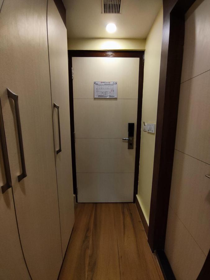Hotel Rimi International アガルタラ エクステリア 写真
