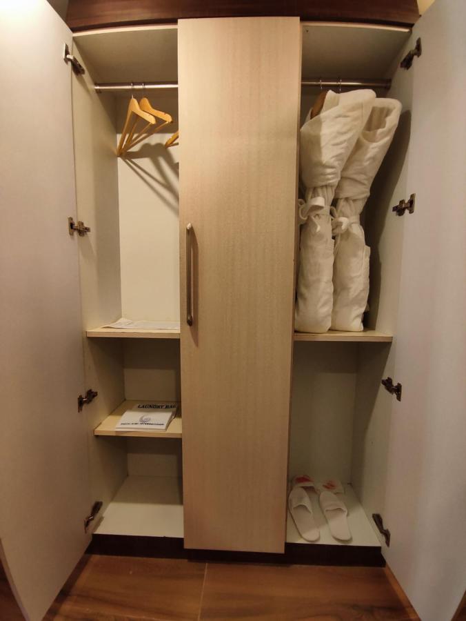 Hotel Rimi International アガルタラ エクステリア 写真
